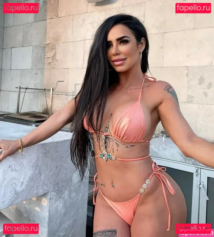 Lis Vega Onlyfans Photo Gallery 