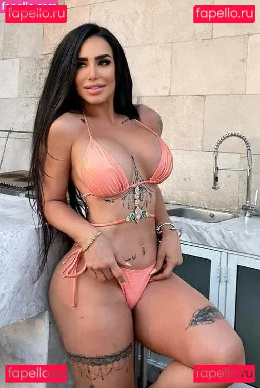 Lis Vega Onlyfans Photo Gallery 