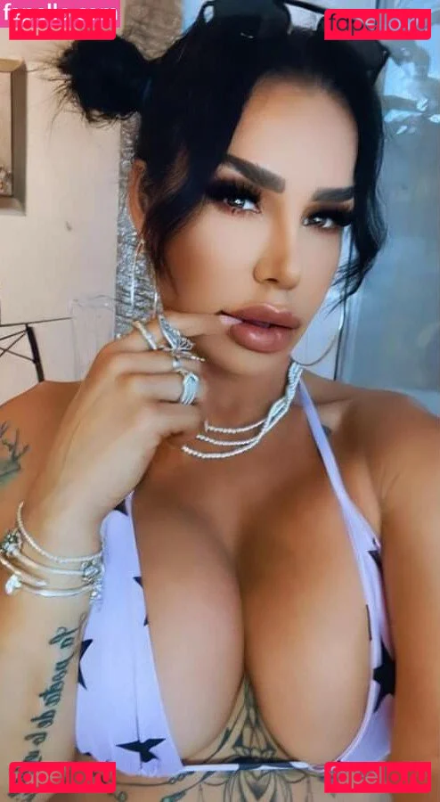 Lis Vega Onlyfans Photo Gallery 