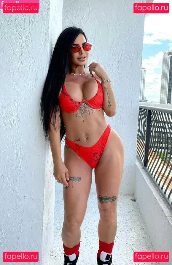 Lis Vega Onlyfans Photo Gallery 