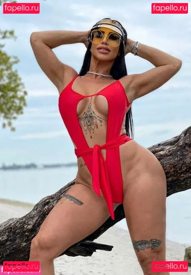 Lis Vega Onlyfans Photo Gallery 