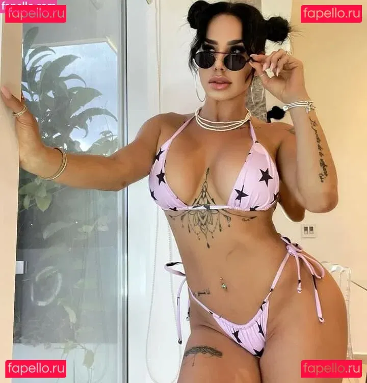 Lis Vega Onlyfans Photo Gallery 