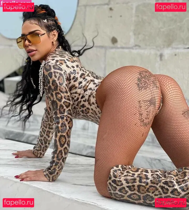 Lis Vega Onlyfans Photo Gallery 