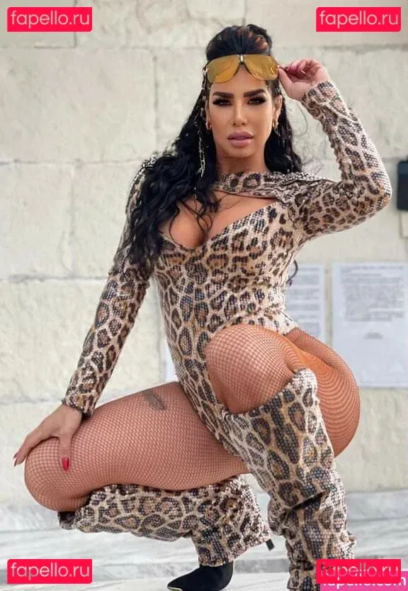 Lis Vega Onlyfans Photo Gallery 