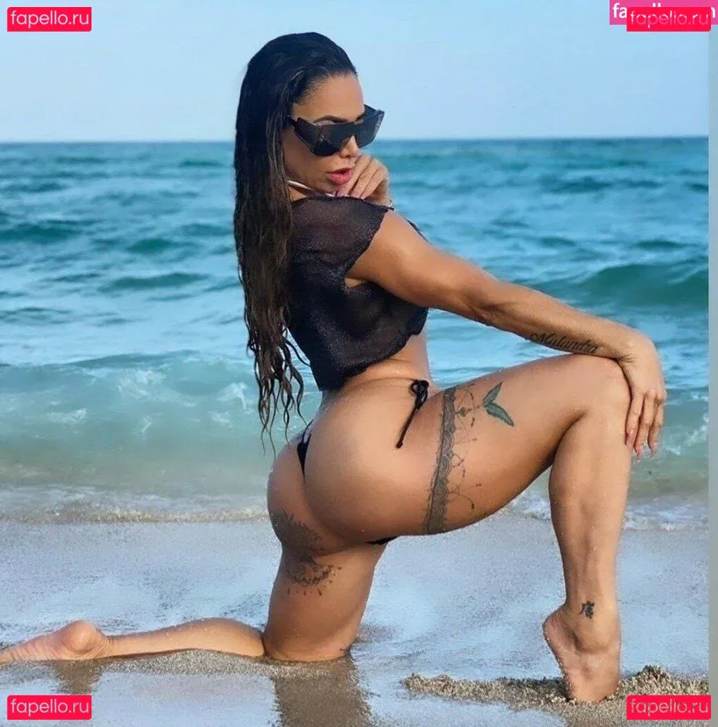 Lis Vega Onlyfans Photo Gallery 