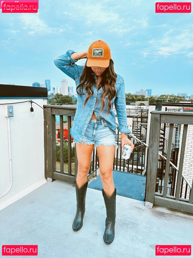 Elva Steinmetz / elvamsteinmetz Onlyfans Photo Gallery 