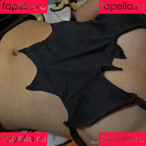 gothwaifu Onlyfans Photo Gallery 