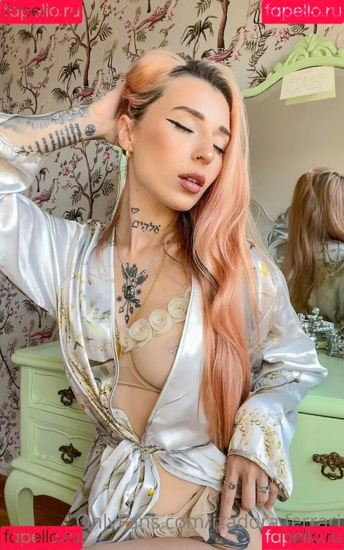 Izadora Ferrari Onlyfans Photo Gallery 