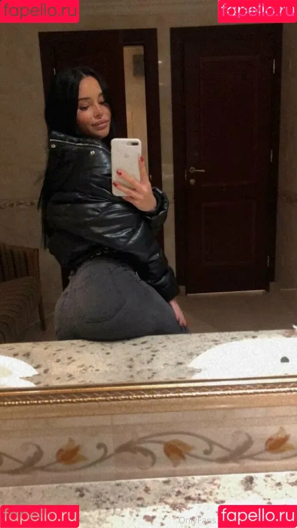 Mila Moore Onlyfans Photo Gallery 