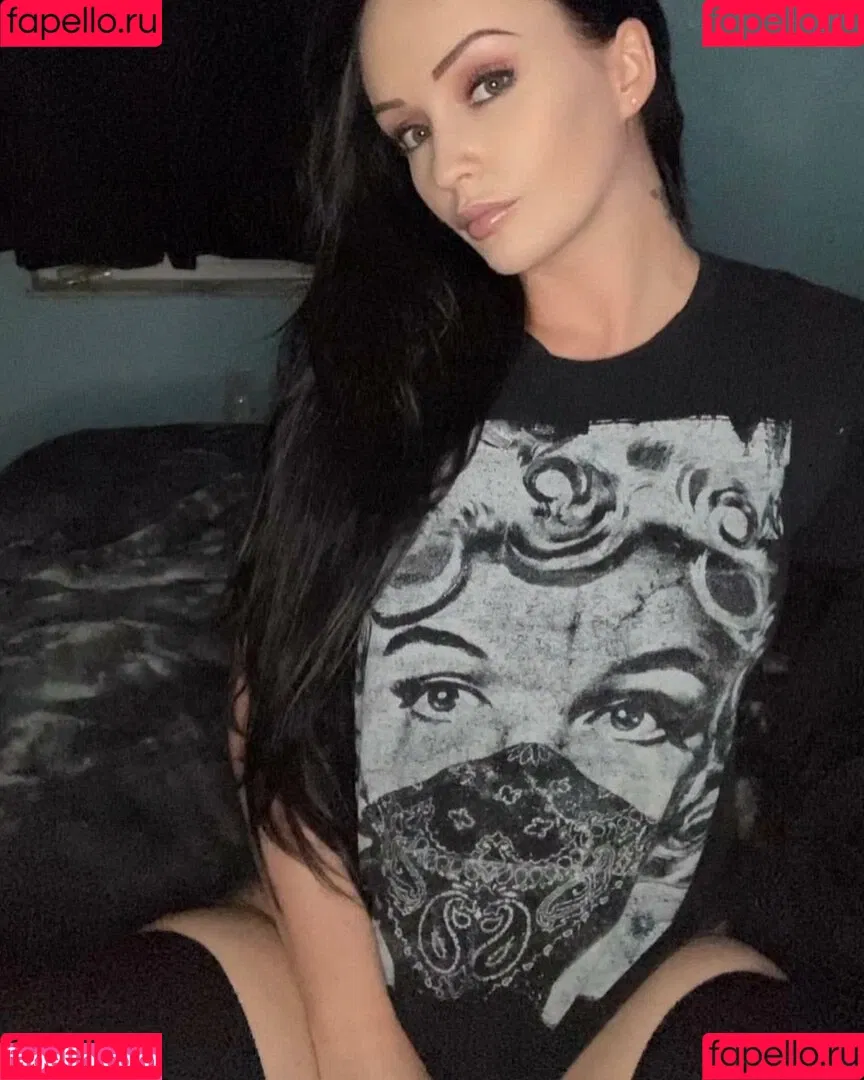 Mila Moore Onlyfans Photo Gallery 