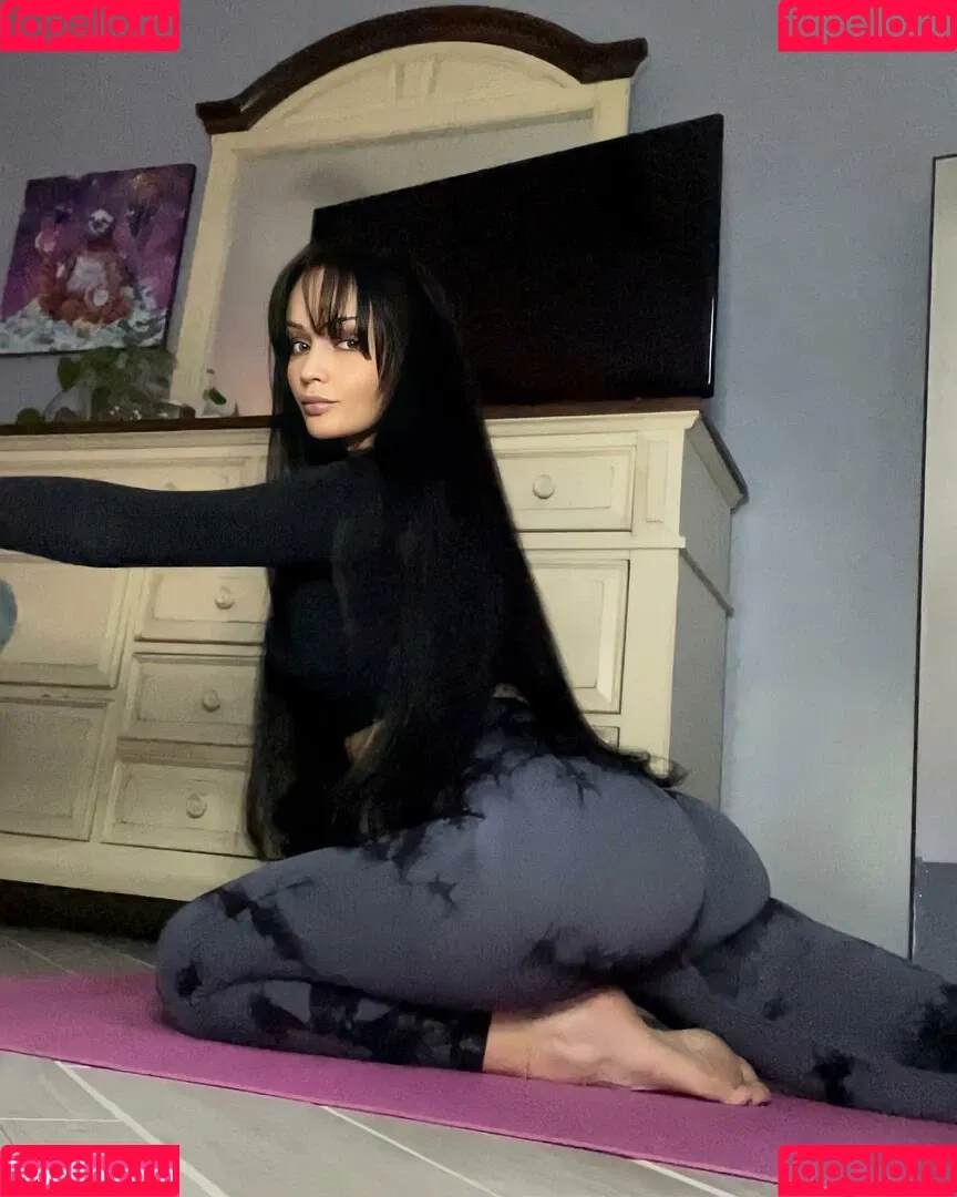 Mila Moore Onlyfans Photo Gallery 