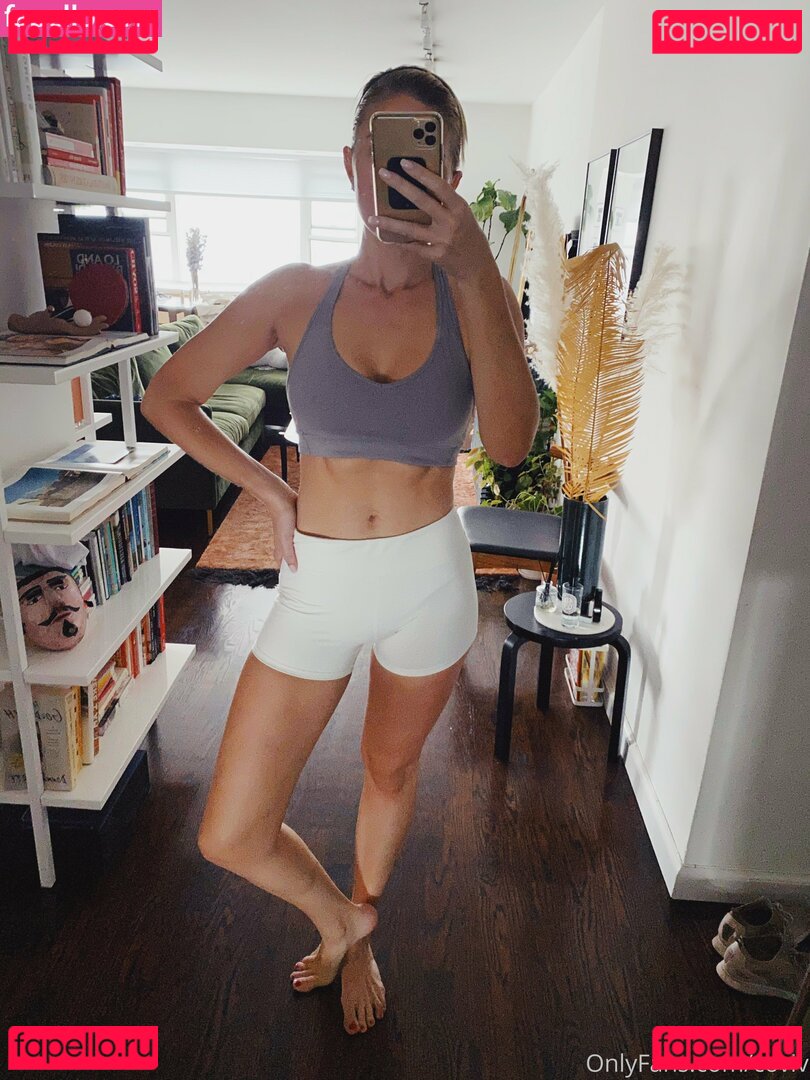 Viv Cole / coviv / viviennecolenyc Onlyfans Photo Gallery 