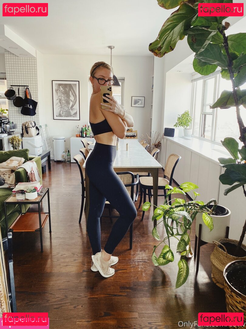 Viv Cole / coviv / viviennecolenyc Onlyfans Photo Gallery 