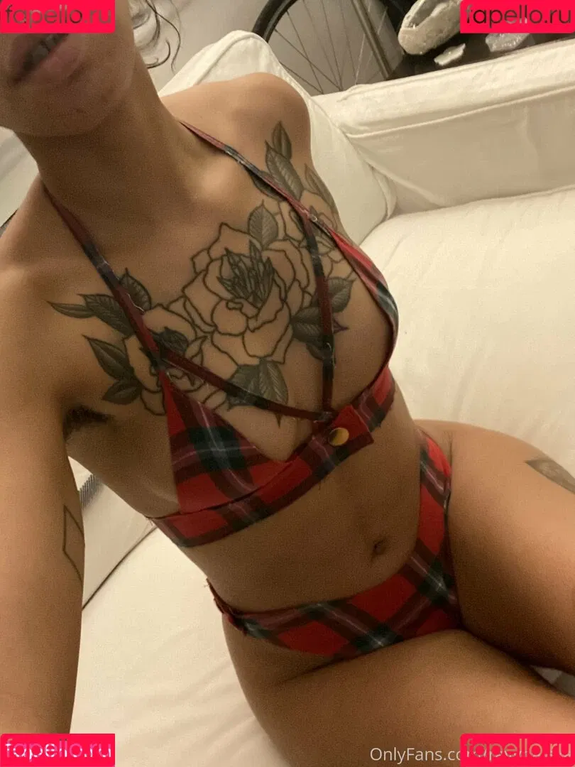 ravynalexa Onlyfans Photo Gallery 