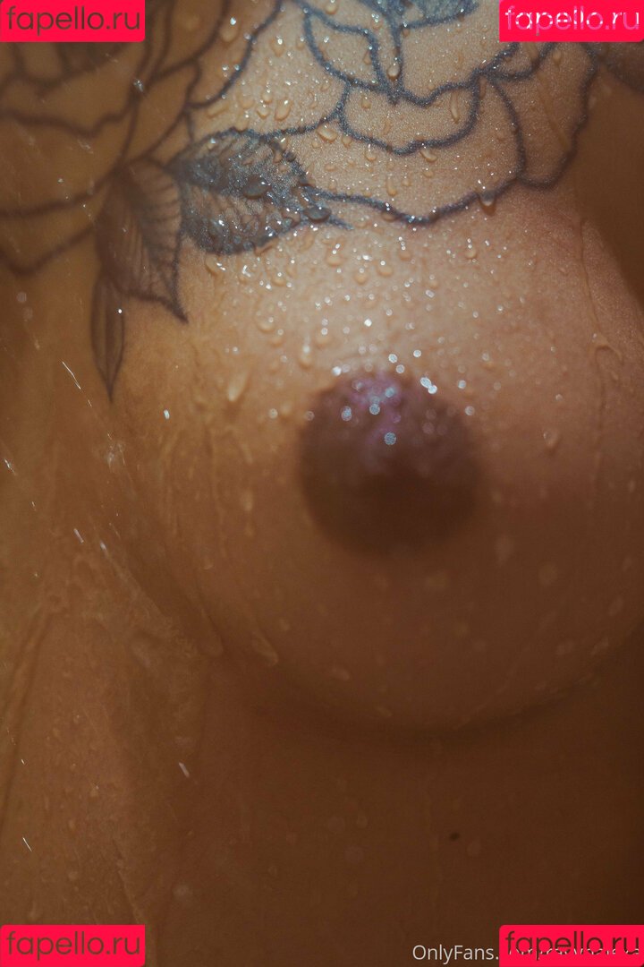 ravynalexa Onlyfans Photo Gallery 