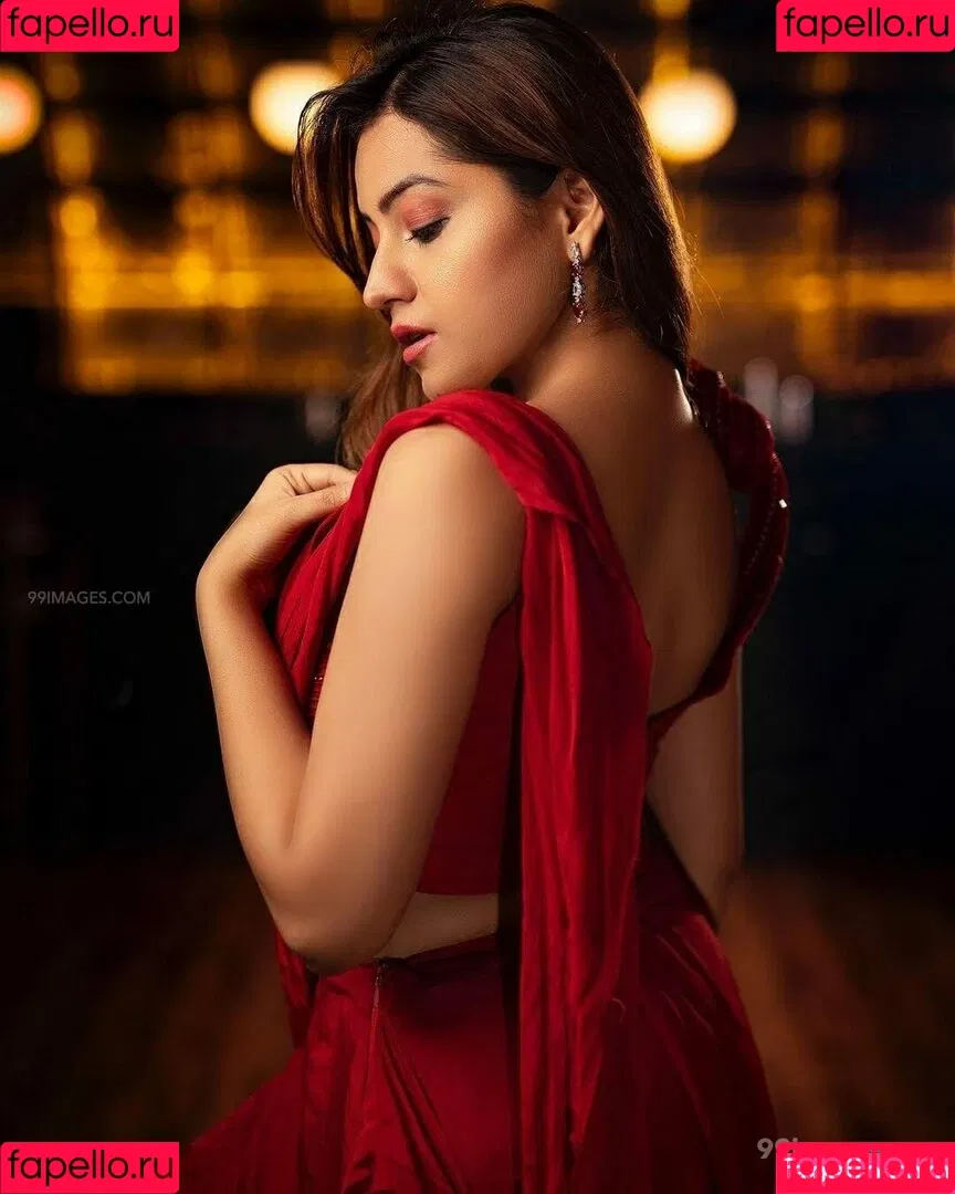 Simran Kaur Hundal Onlyfans Photo Gallery 