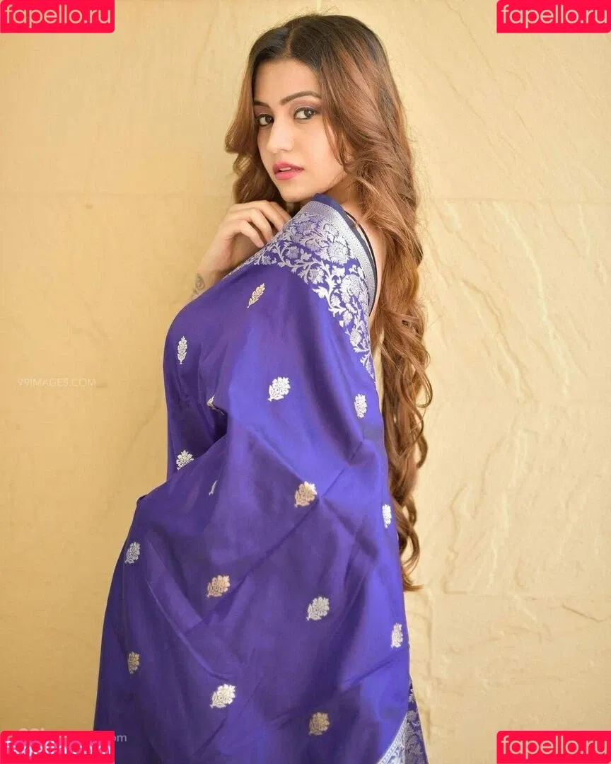 Simran Kaur Hundal Onlyfans Photo Gallery 