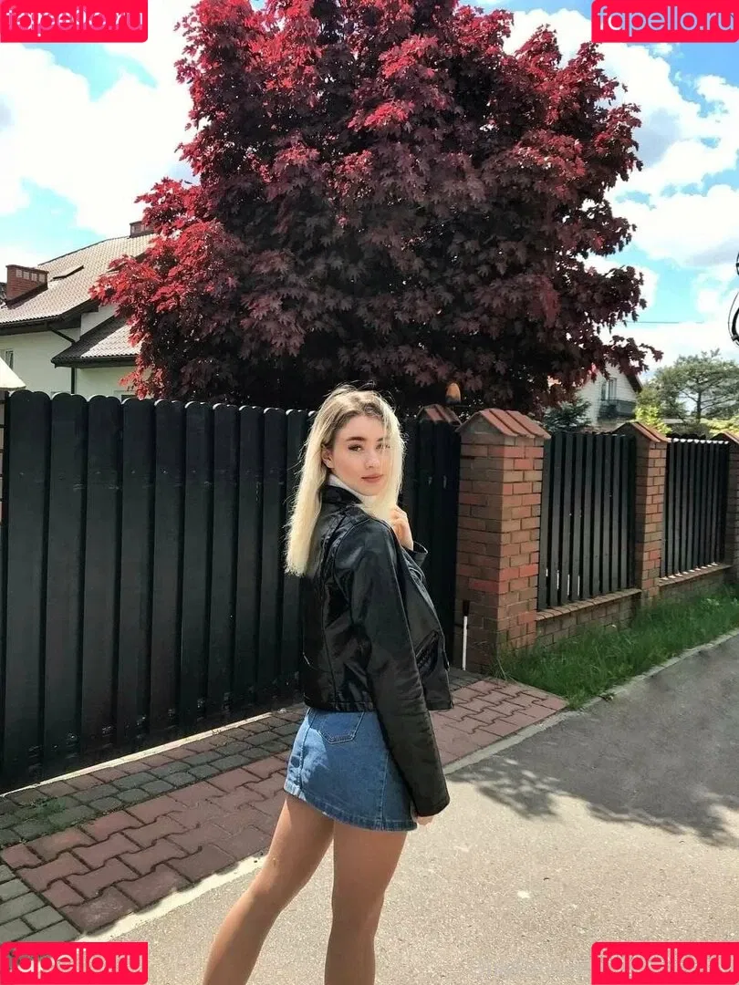 goldenbirds Onlyfans Photo Gallery 
