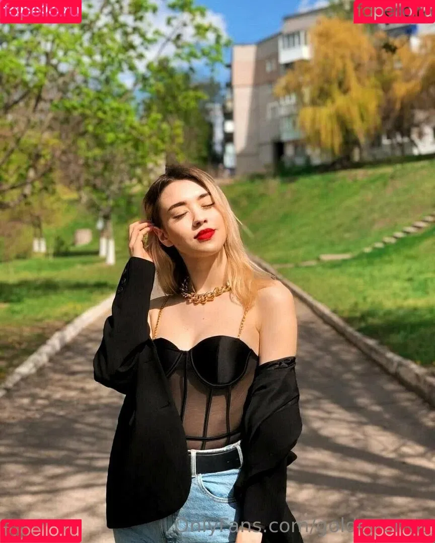 goldenbirds Onlyfans Photo Gallery 