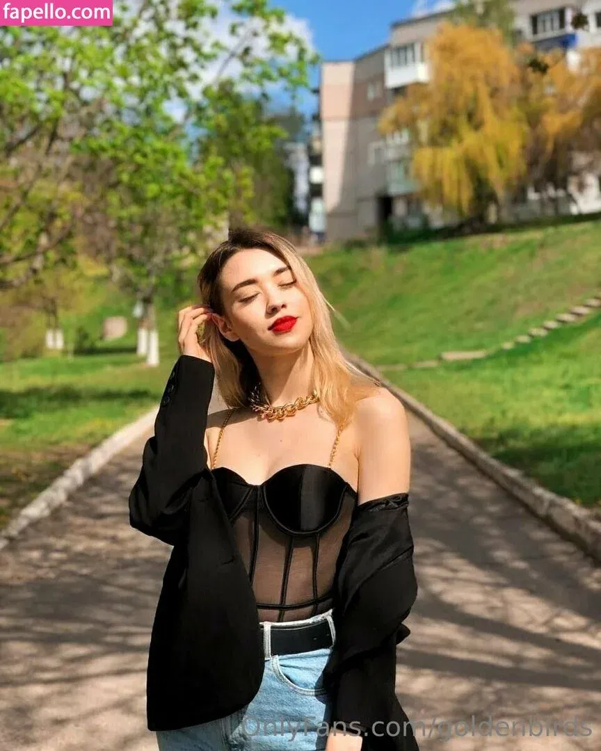 goldenbirds Onlyfans Photo Gallery 