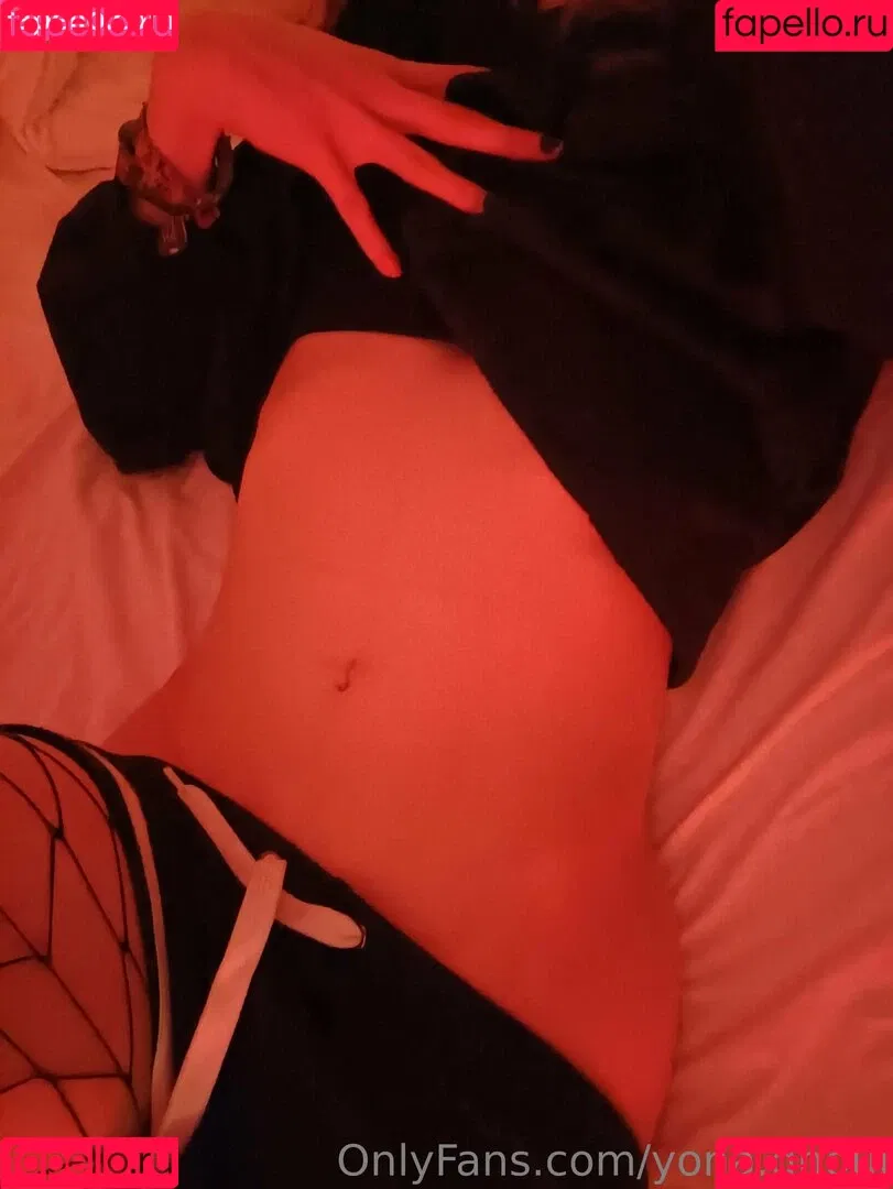 yona.ghoul Onlyfans Photo Gallery 
