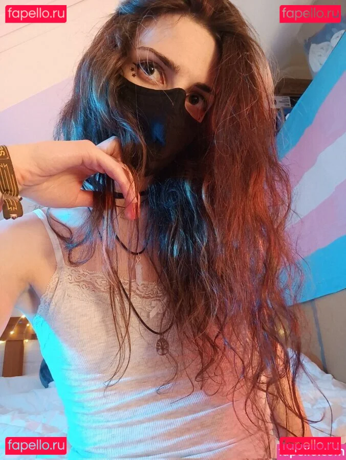 yona.ghoul Onlyfans Photo Gallery 