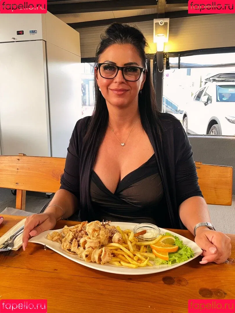 Desyra Noir Onlyfans Photo Gallery 
