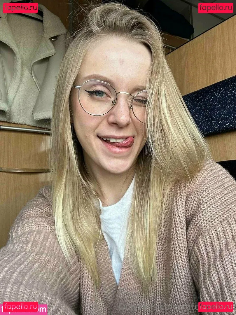 kateorkatrin Onlyfans Photo Gallery 