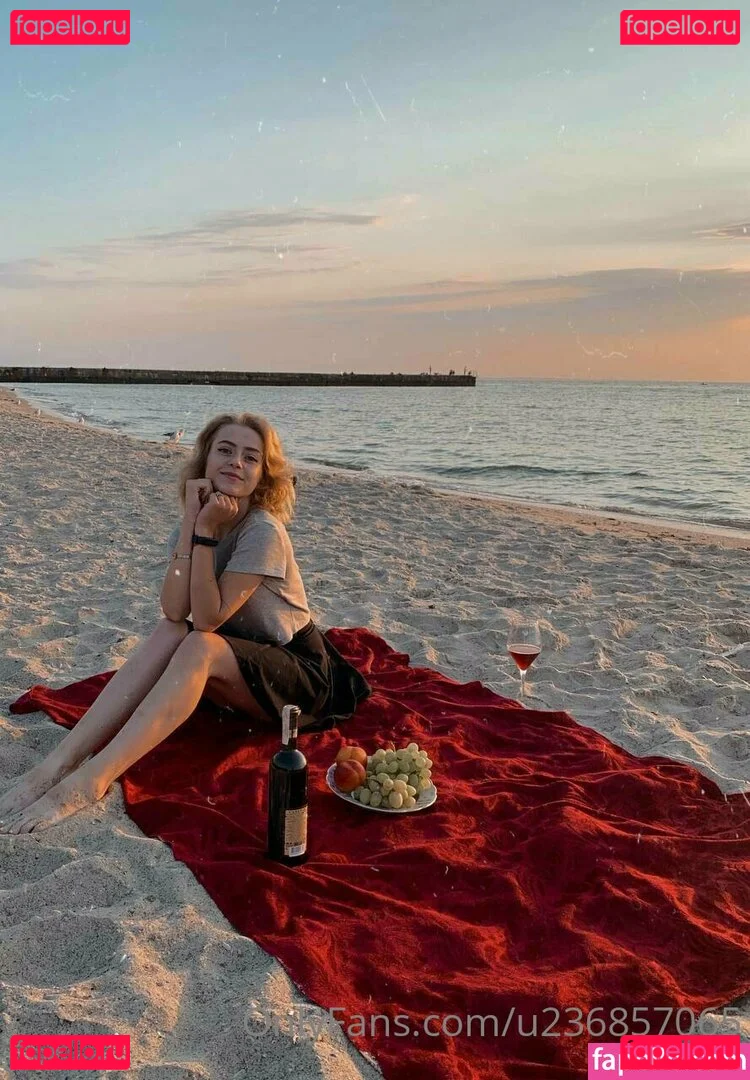 kateorkatrin Onlyfans Photo Gallery 