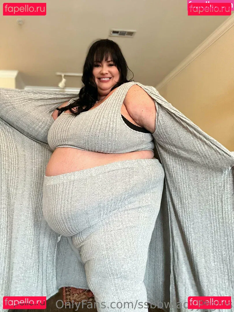 ssbbwladyjiggles Onlyfans Photo Gallery 