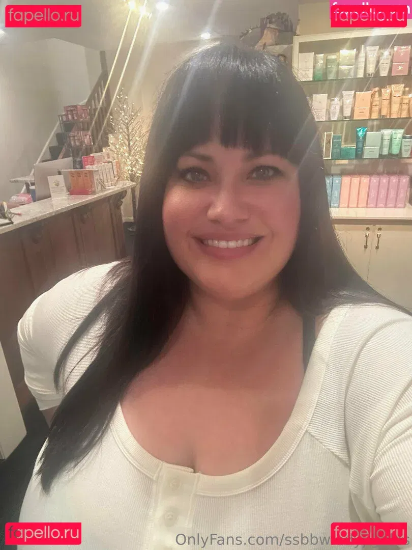 ssbbwladyjiggles Onlyfans Photo Gallery 