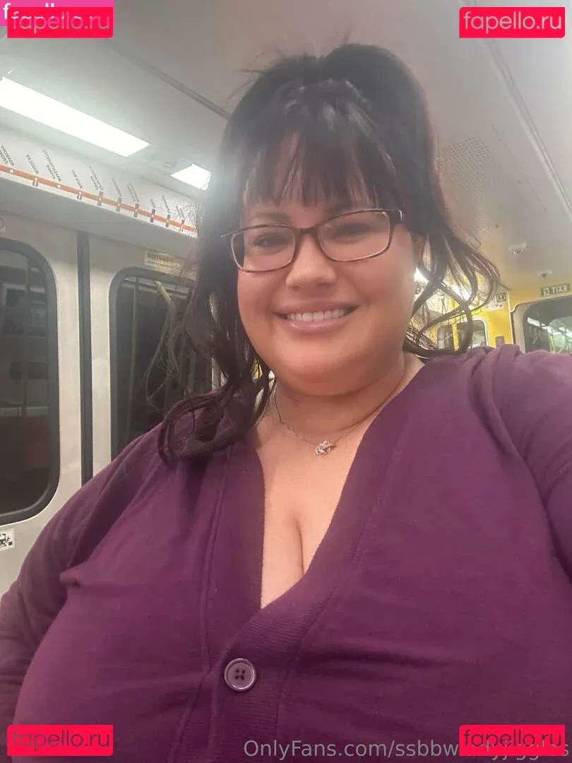 ssbbwladyjiggles Onlyfans Photo Gallery 