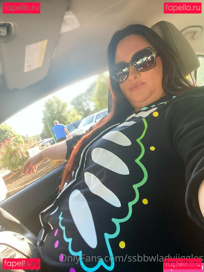 ssbbwladyjiggles Onlyfans Photo Gallery 