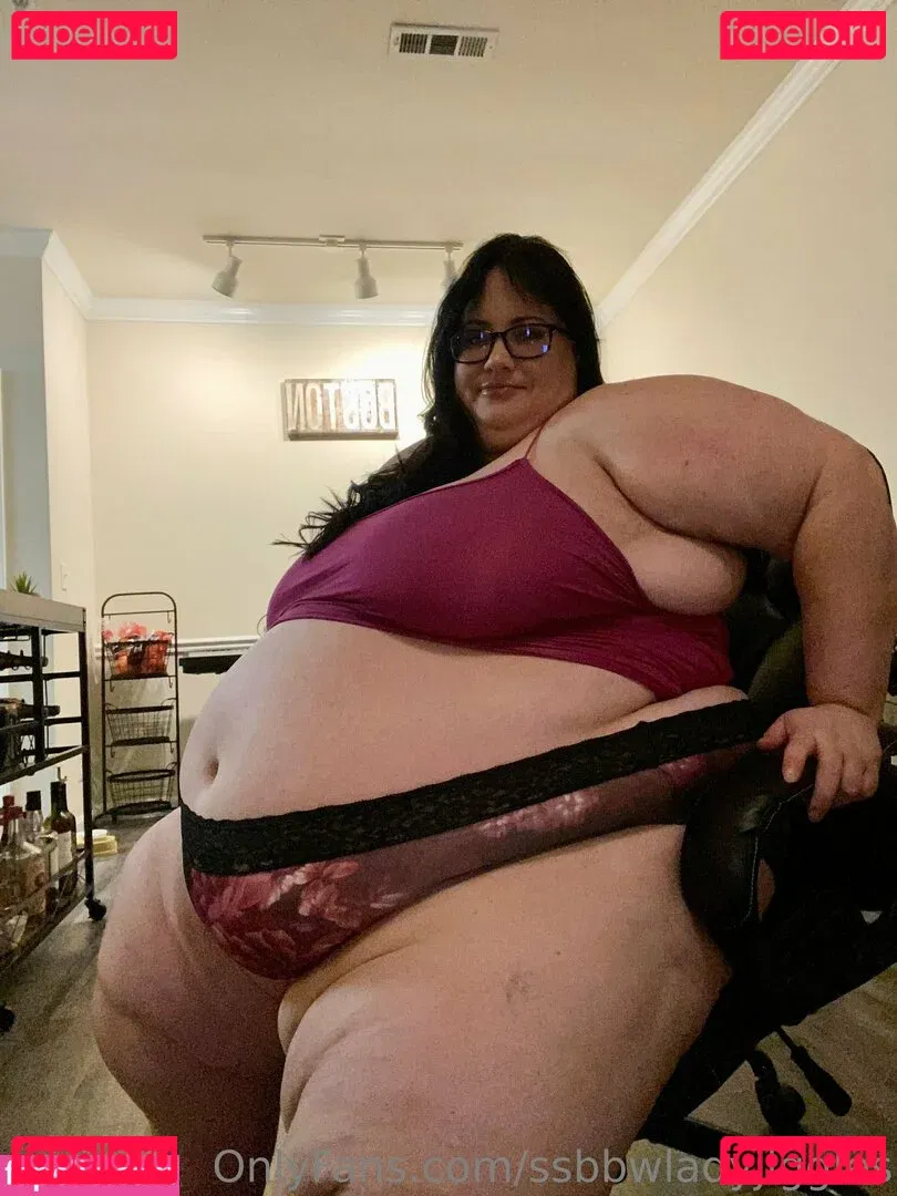ssbbwladyjiggles Onlyfans Photo Gallery 