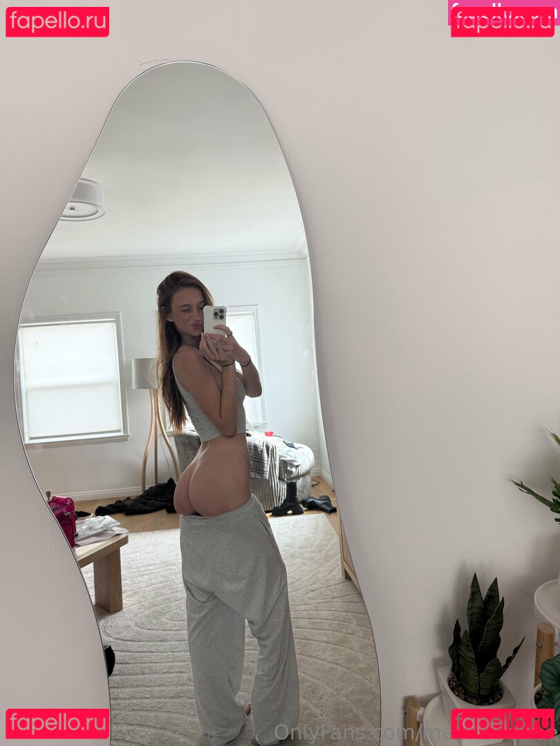 melmarieee / melmariefree Onlyfans Photo Gallery 