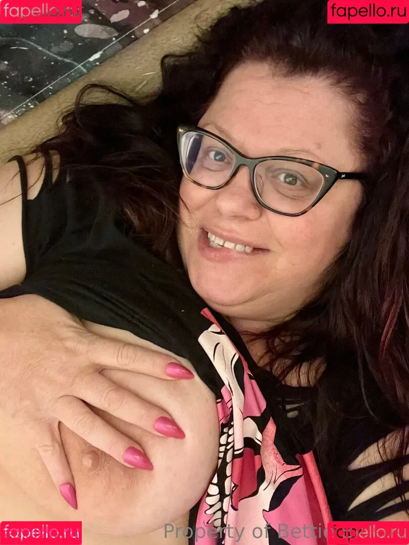 bettieblushe Onlyfans Photo Gallery 