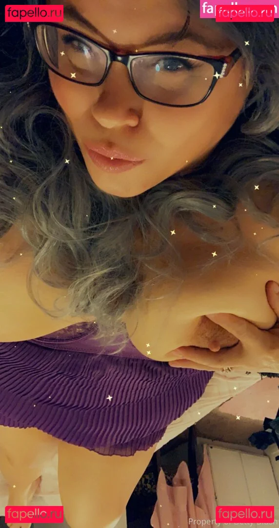 bettieblushe Onlyfans Photo Gallery 