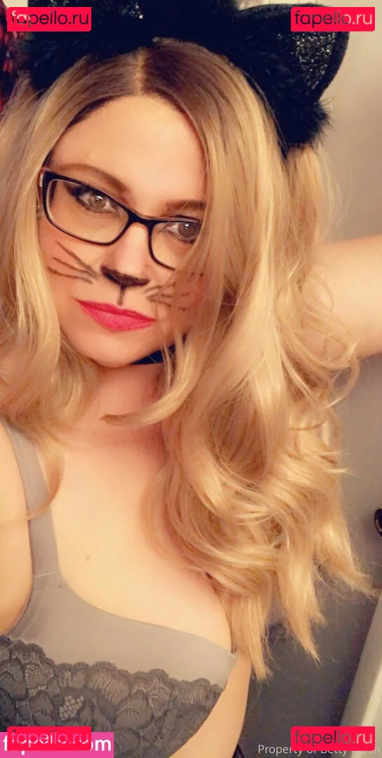 bettieblushe Onlyfans Photo Gallery 