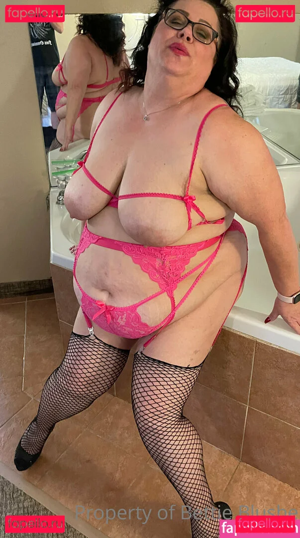 bettieblushe Onlyfans Photo Gallery 