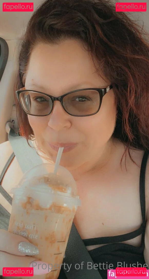 bettieblushe Onlyfans Photo Gallery 