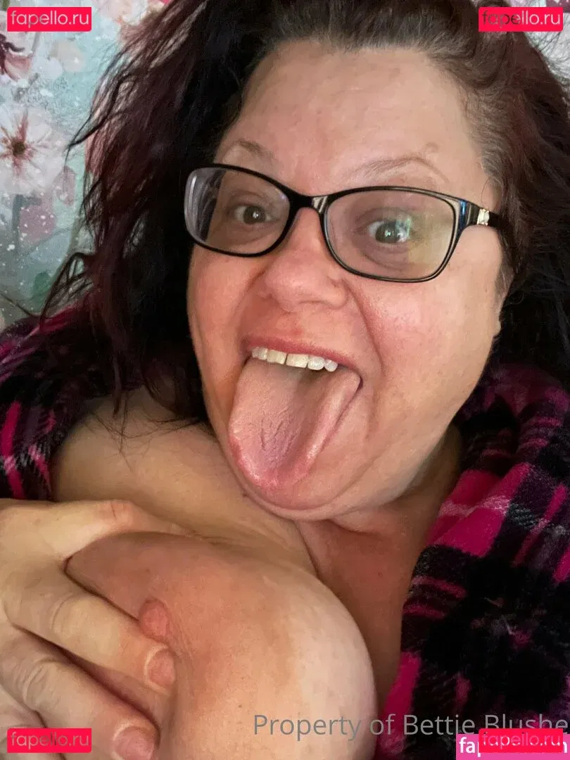 bettieblushe Onlyfans Photo Gallery 