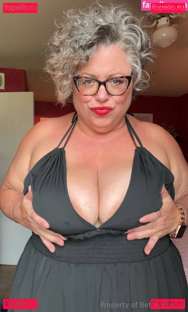 bettieblushe Onlyfans Photo Gallery 