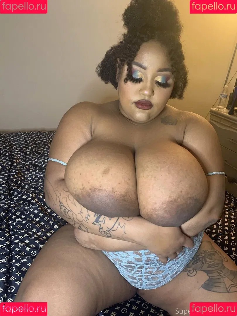 supersaiyanboobs Onlyfans Photo Gallery 