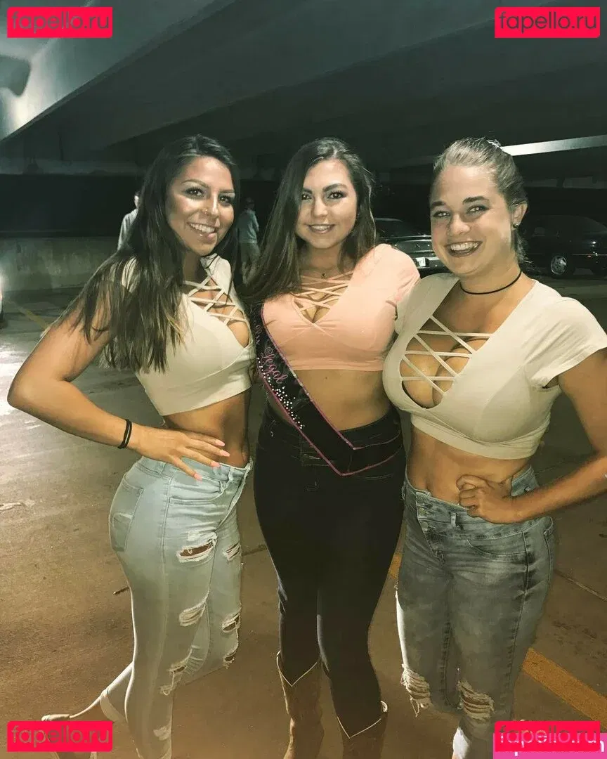 Schuyler Thornton Onlyfans Photo Gallery 