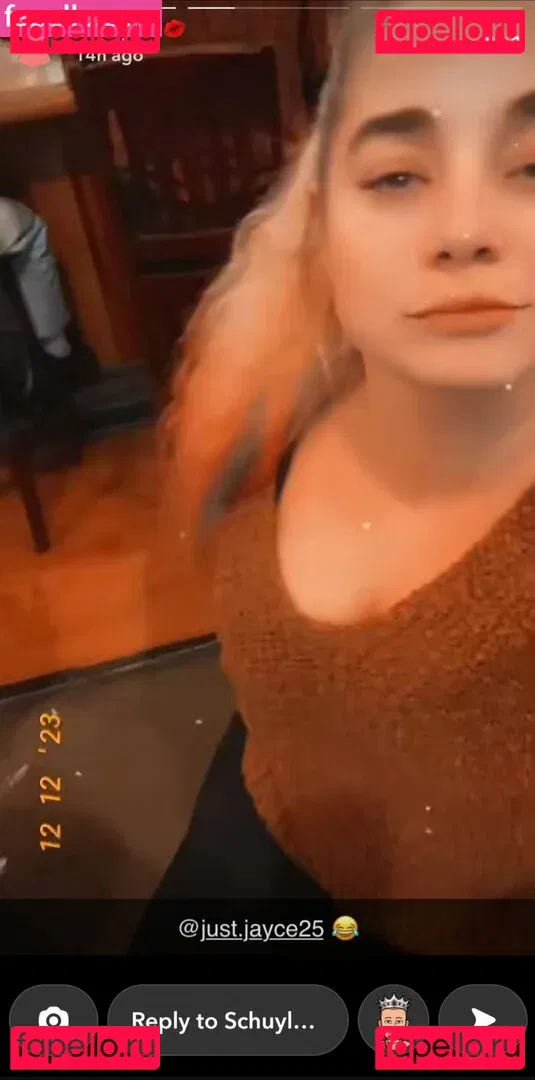 Schuyler Thornton Onlyfans Photo Gallery 