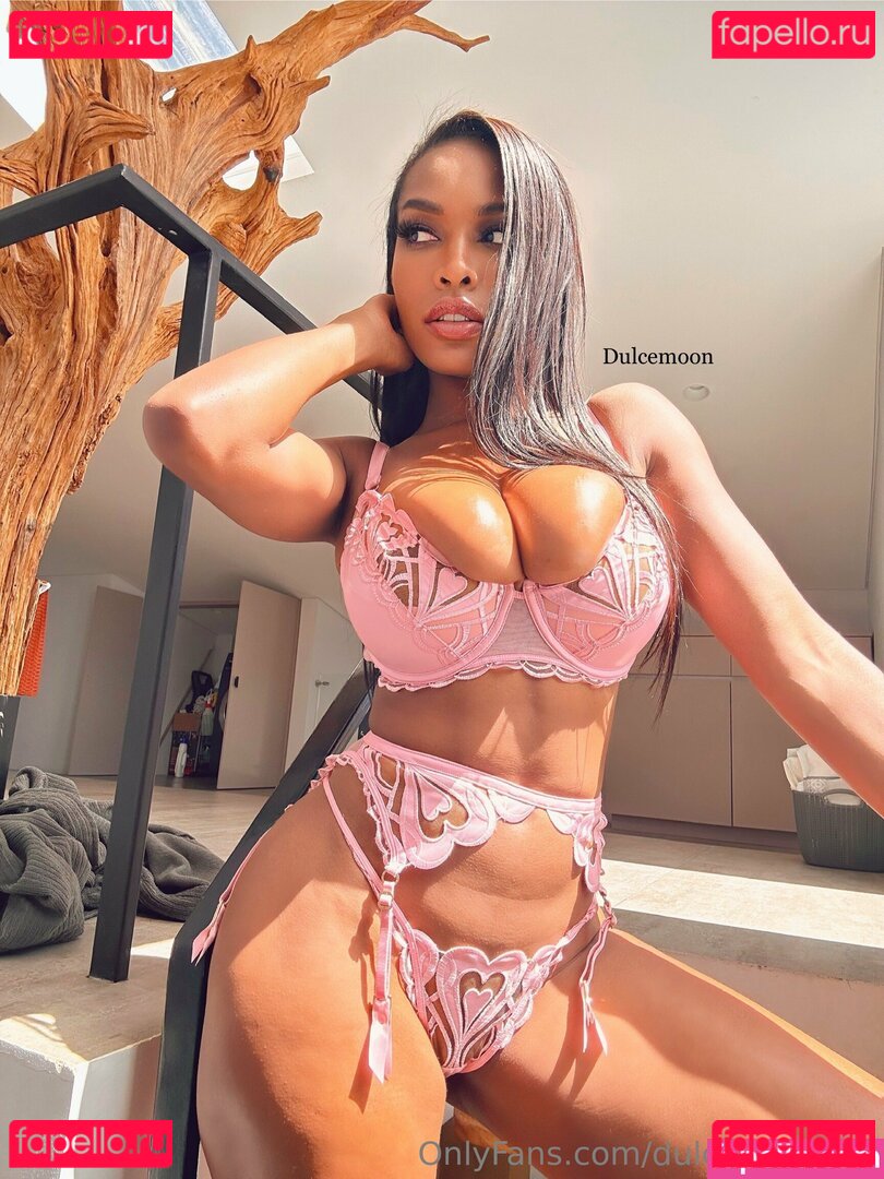 Dulcexomoon / dulcemoon / dulcemoonvip / dulcemooon Onlyfans Photo Gallery 