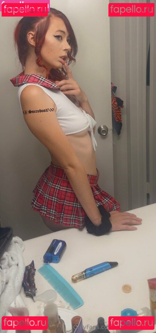 succubus171 / waify_waifu Onlyfans Photo Gallery 