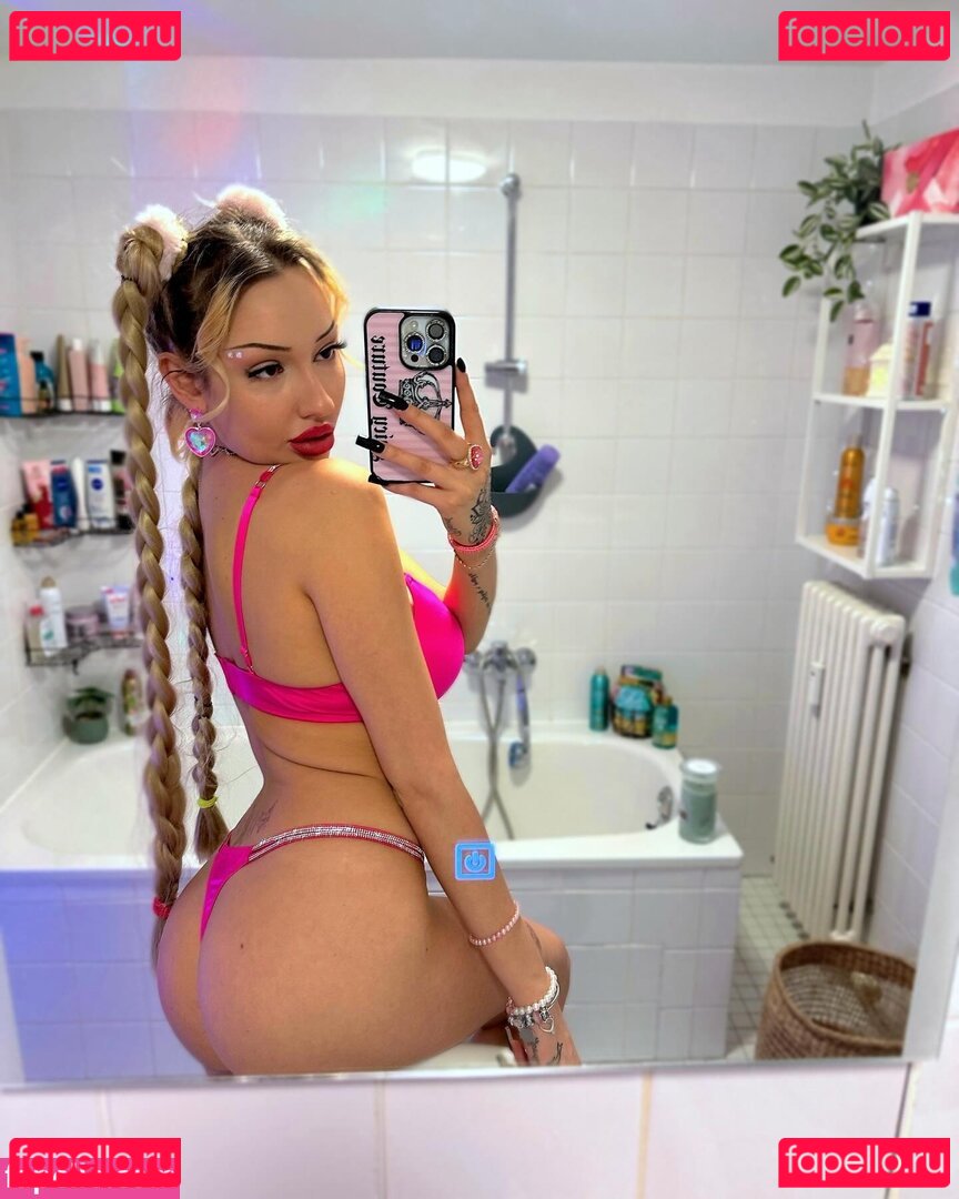 lischadelicious / lischatifany Onlyfans Photo Gallery 