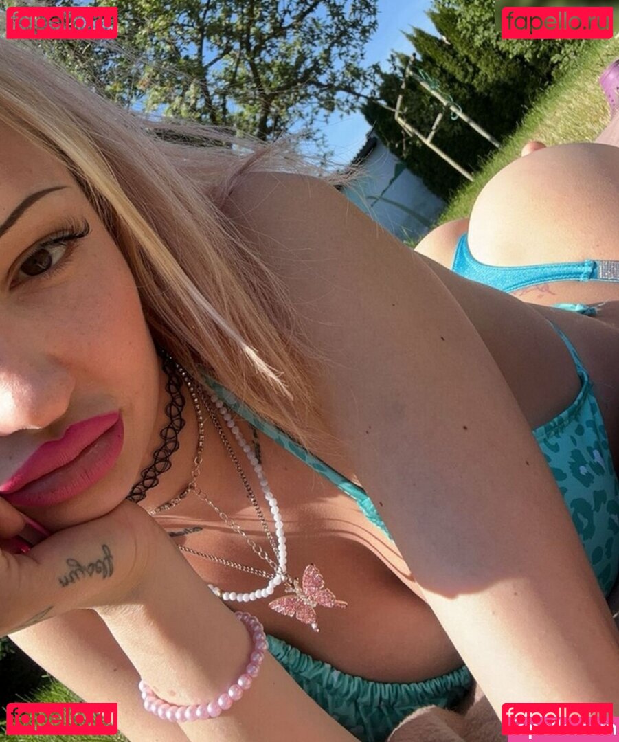 lischadelicious / lischatifany Onlyfans Photo Gallery 