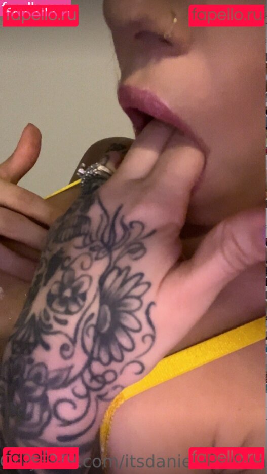 Daniela Andrea / Itsdanielaandrea / itsdanielaandrea_ / itsdanielaandrea___ Onlyfans Photo Gallery 